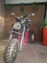 Afbeelding in Gallery-weergave laden, Invader Xtreme