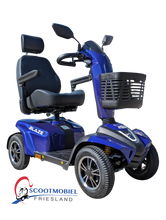 Afbeelding in Gallery-weergave laden, Een donkerblauwe Drive ST5D scootmobiel hier in een zijaanzicht