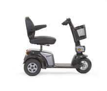 Afbeelding in Gallery-weergave laden, Scootmobiel Life & Mobility Primo 3 VERKOCHT