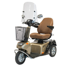 Afbeelding in Gallery-weergave laden, Een Solo 3 scootmobiel in de elegance uitvoering dus een champagne kleur