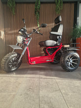 Afbeelding in Gallery-weergave laden, Invader Xtreme

