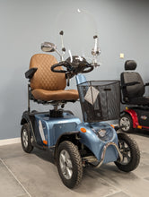 Afbeelding in Gallery-weergave laden, Solo 4 Blue Diamond - 2023
